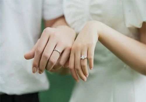 成都市婚外情调查：婚后买房迁户口流程是怎样